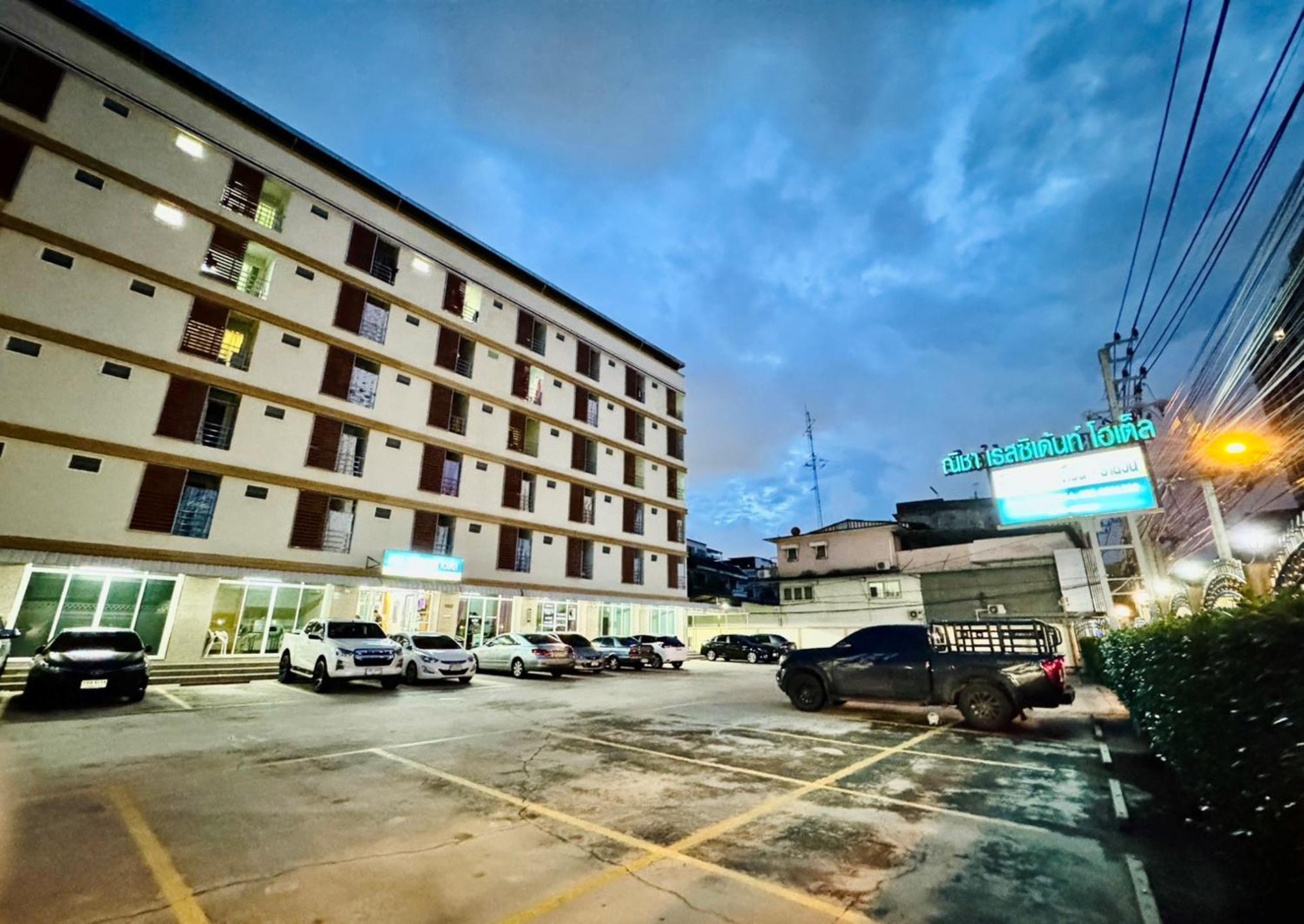 Nicha Residence Hotel Bangkok Ngoại thất bức ảnh